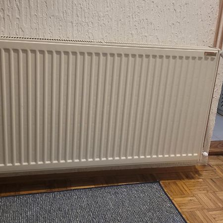 Nis Apartman Екстер'єр фото
